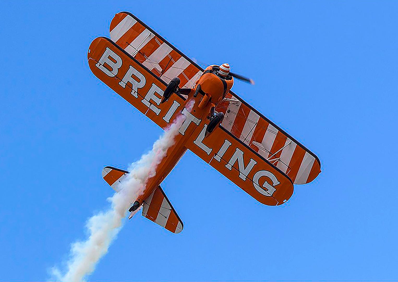Un autre avion sponsorisé par Breitling. Image : shebalso sur Flickr